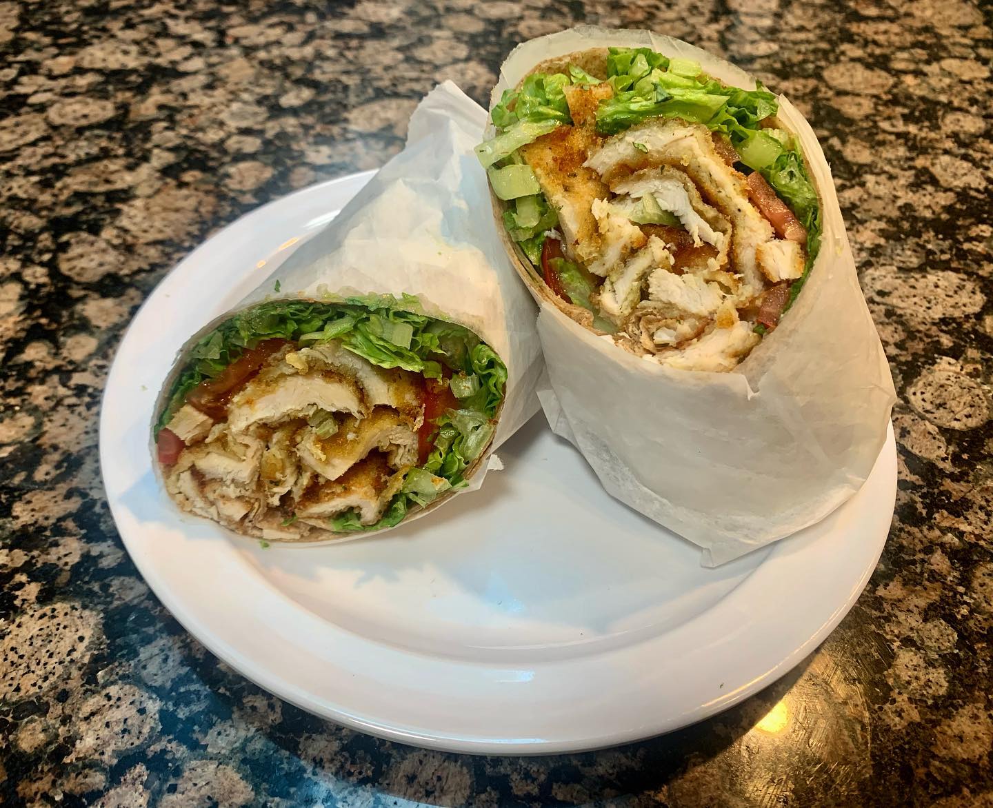 Bella Rosa Pizzeria Serves Calzone in Yonkers, NY 10703