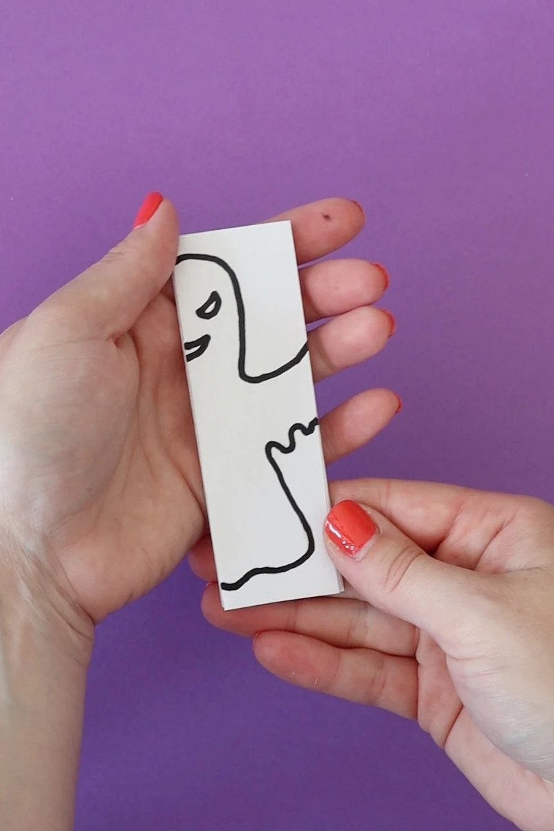 How to Make a Ghost Paper Chain Easy Halloween Crafts Pjs and Paint