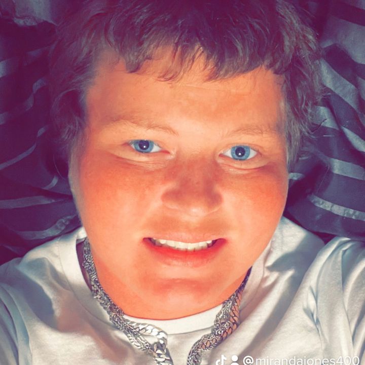 Miranda Jones Facebook, Instagram & Twitter on PeekYou