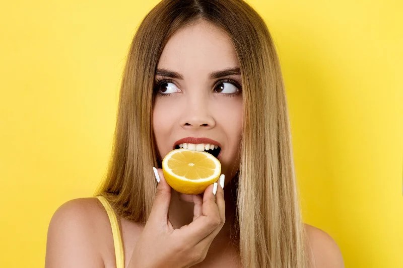 6 Real Health Benefits of Eating Lemon Every Day