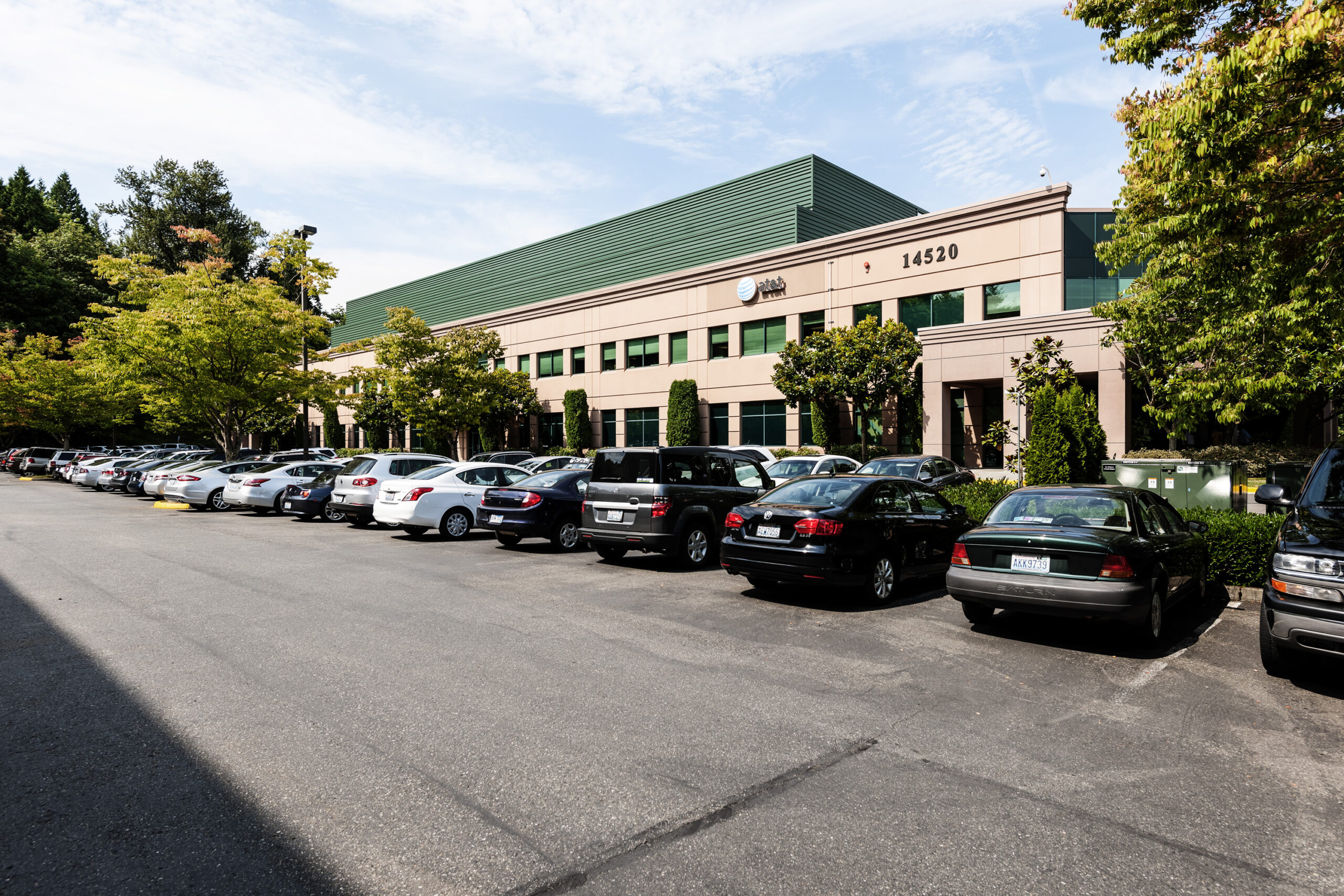 AT&T (14520 NE 87th Street) Peakstone Realty Trust