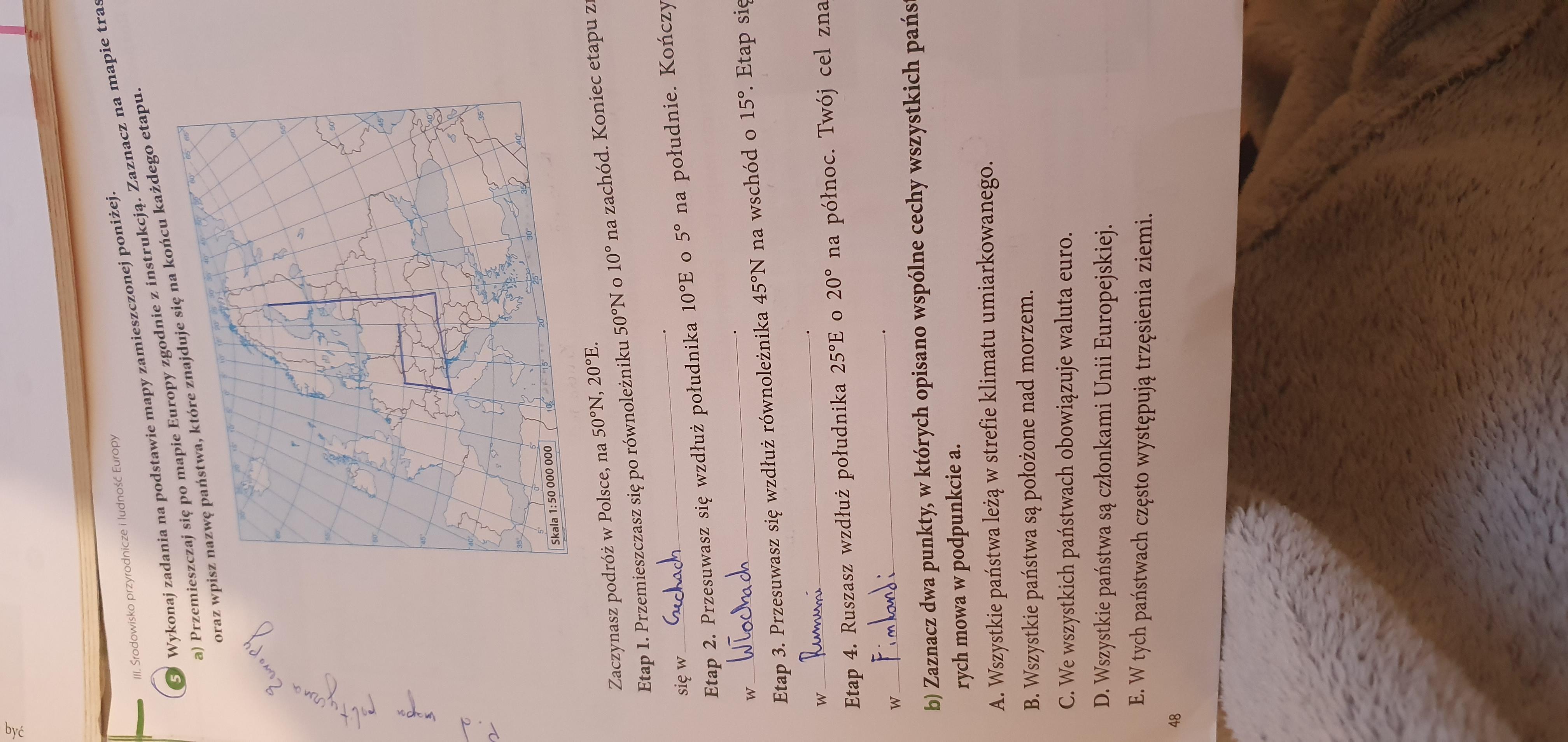 Zaznacz dwa punkty w których opisano wspólne cechy wszystkich państw, o