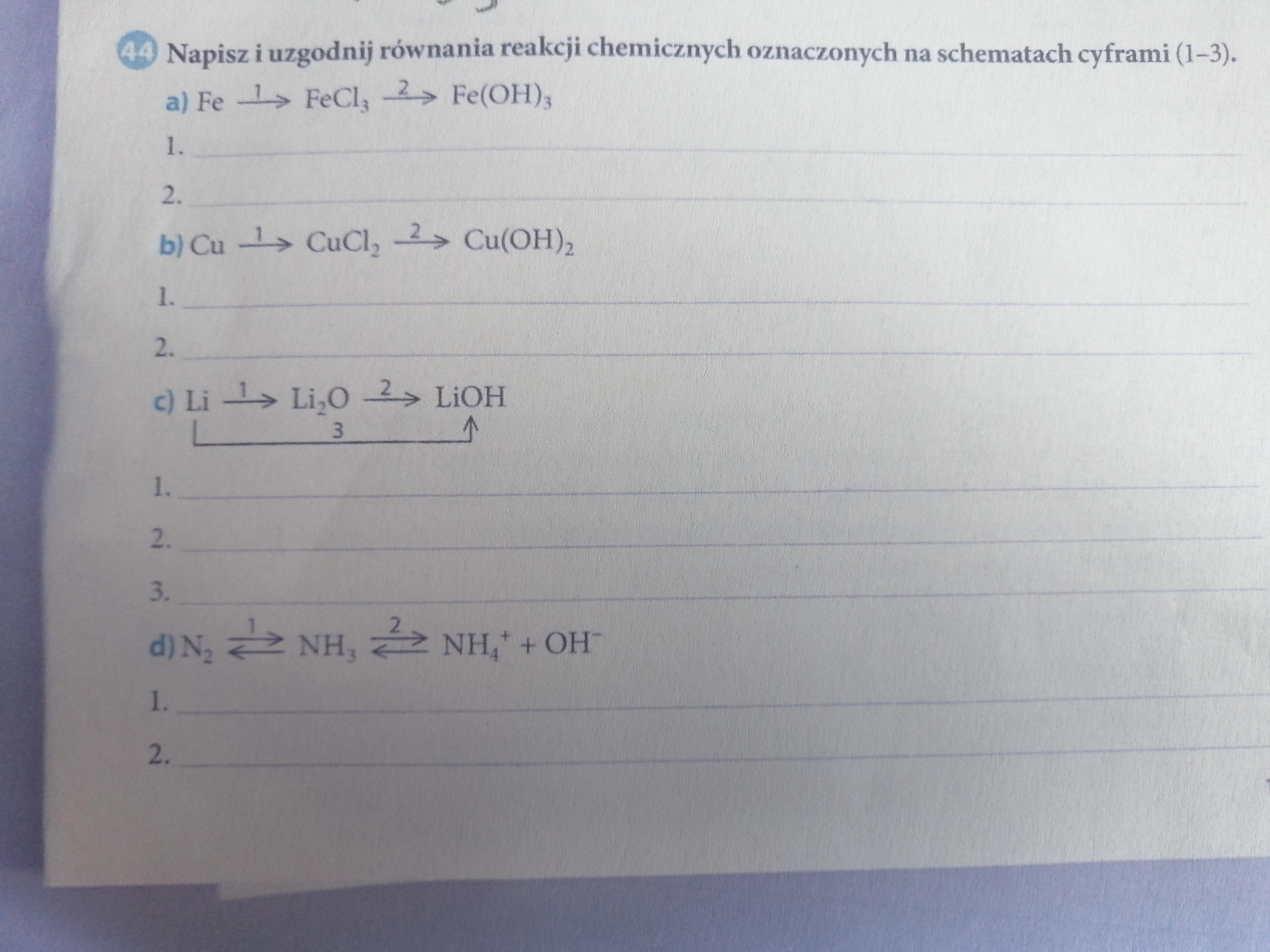 napisz i uzgodnij równania reakcji chemicznych oznaczonych na