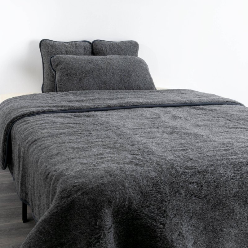 Merino Wool Quilt Grey Showroom Living