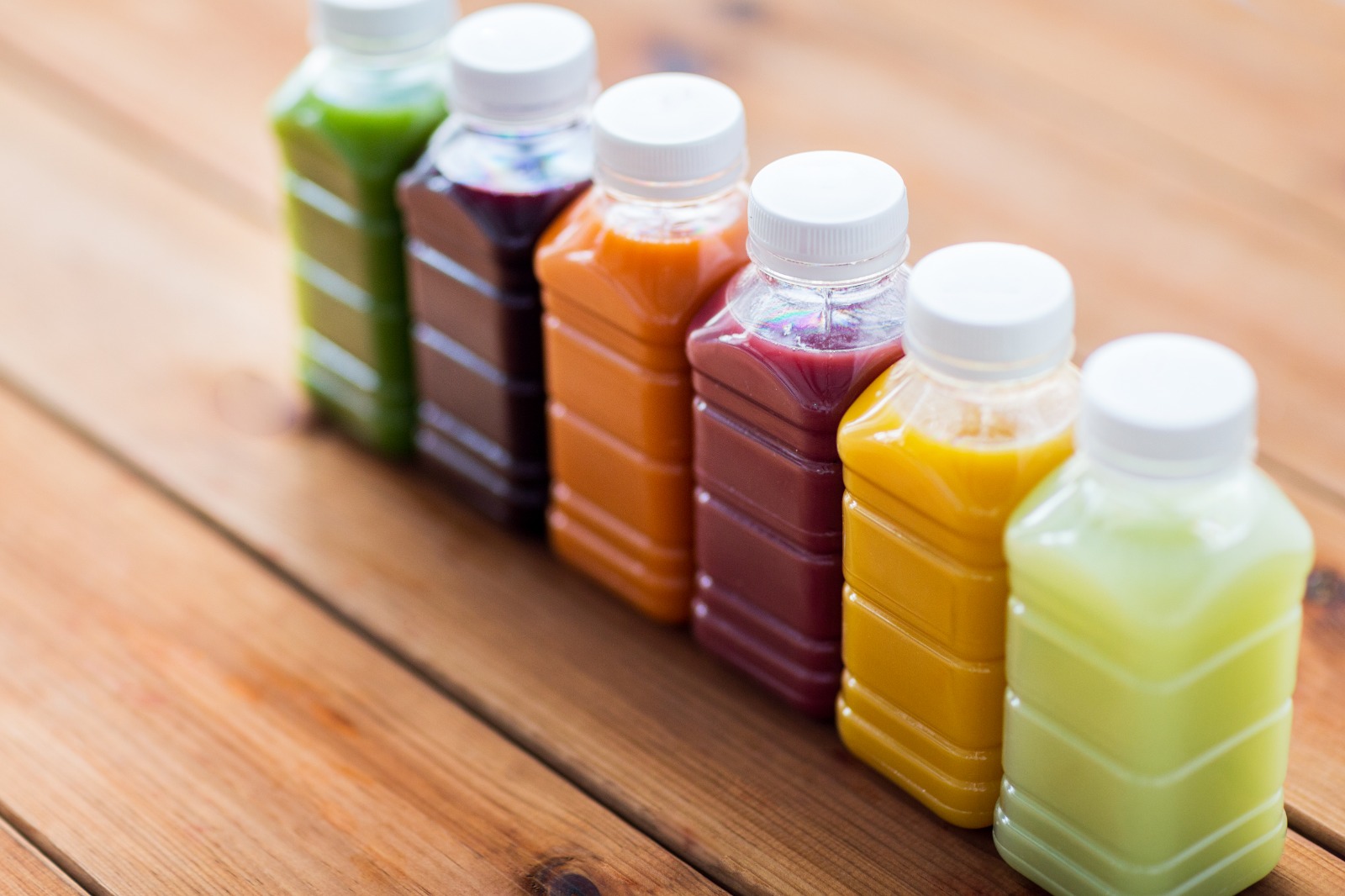 Compostable juice bottles manufacturer. PLA bottles for juice (preforms)