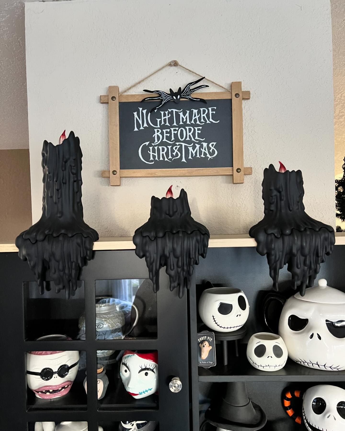 38 Minimalist Halloween Decor Ideas Simple Modern And Stylish