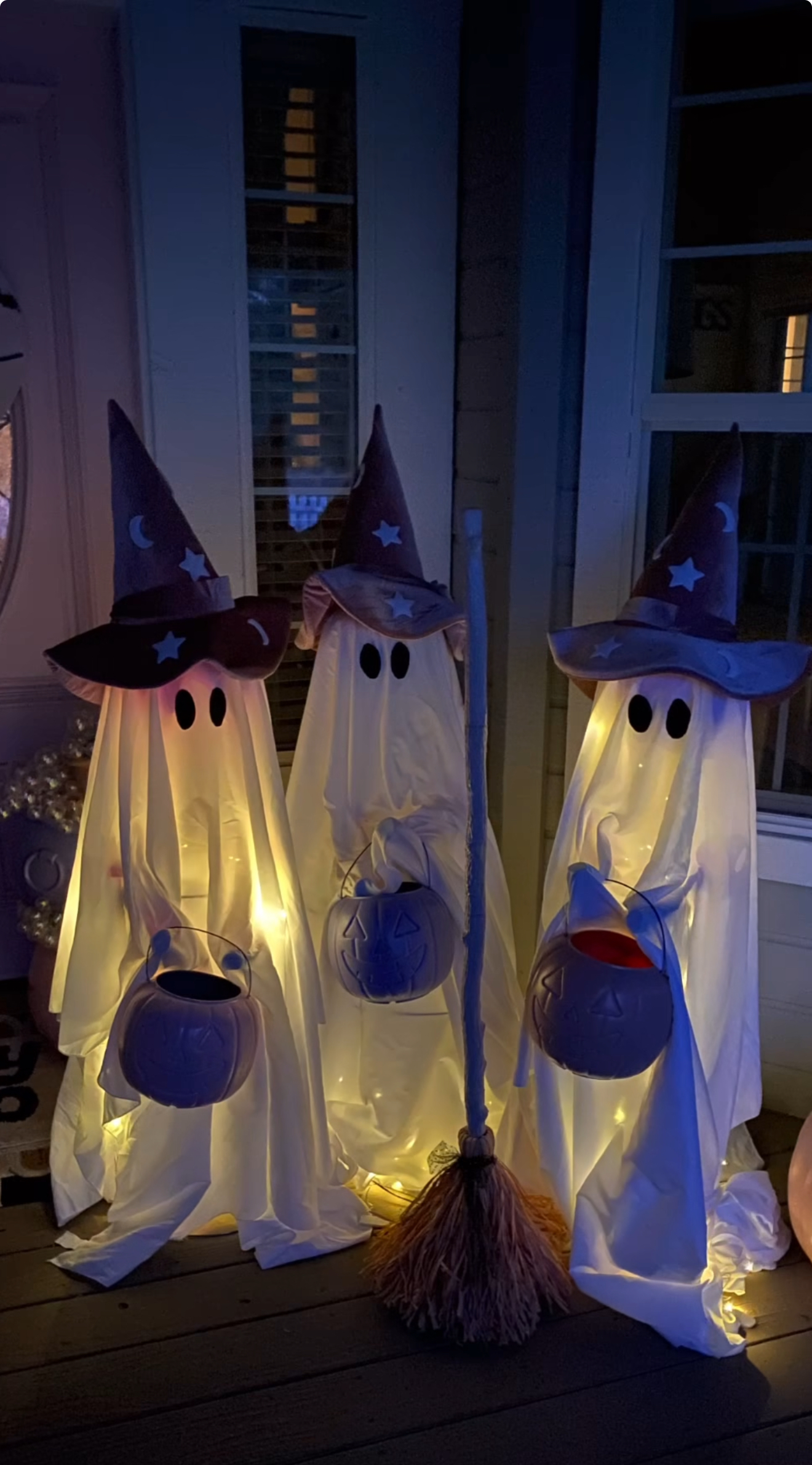 35 Halloween Decor Ideas That Will Transform Your Home Inside And Out