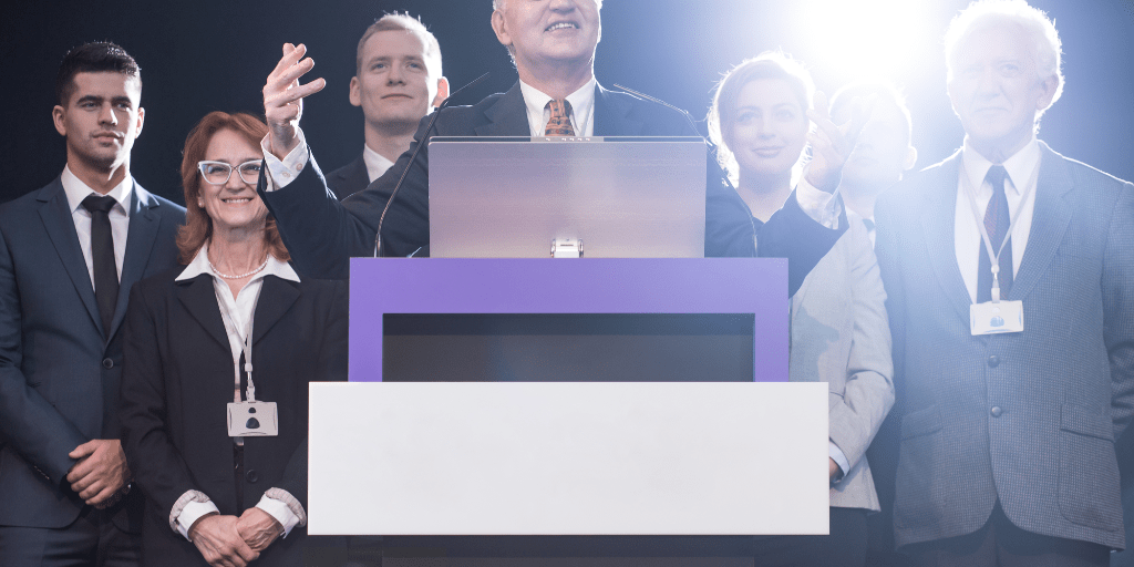 Loom over English expression meaning Free online lessons with examples