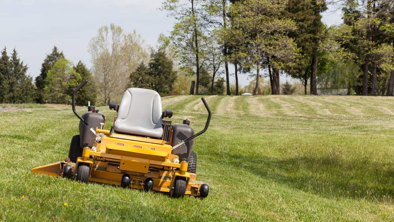 Best Zero Turn Mowers 2024 [Reviews and Buyer's Guide]