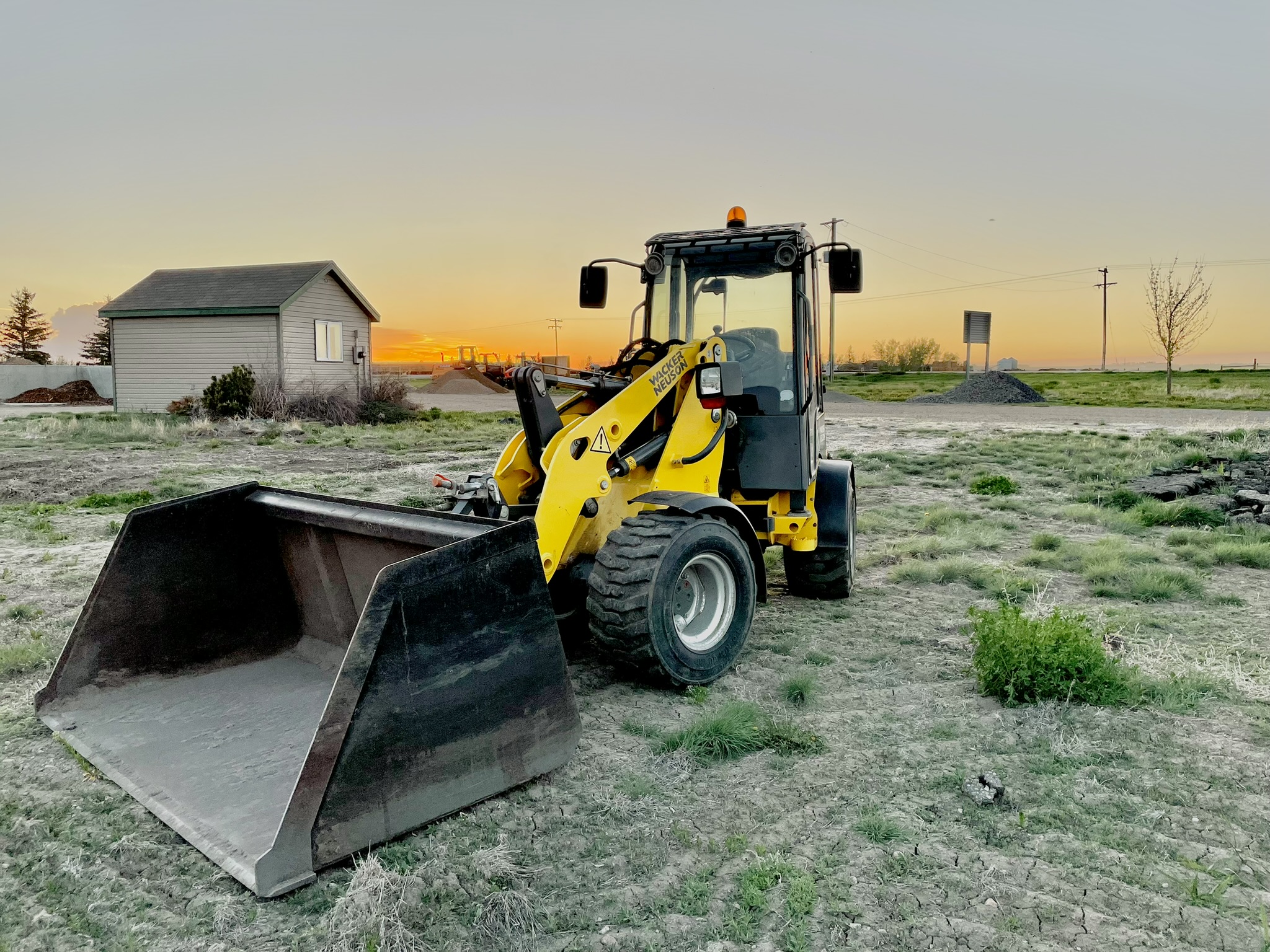 What to Consider When Choosing a Brand of Loader