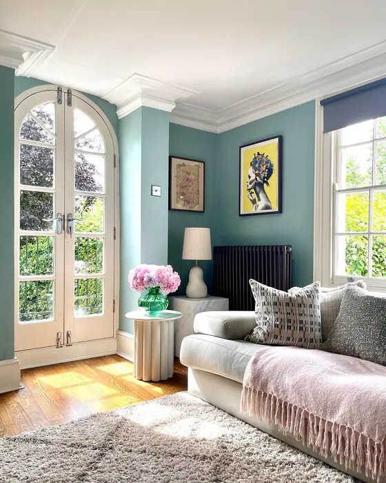 Farrow and Ball Dix Blue 82 paint color