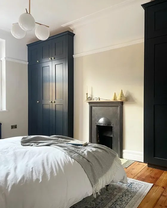 Farrow and Ball School House White 291 paint color