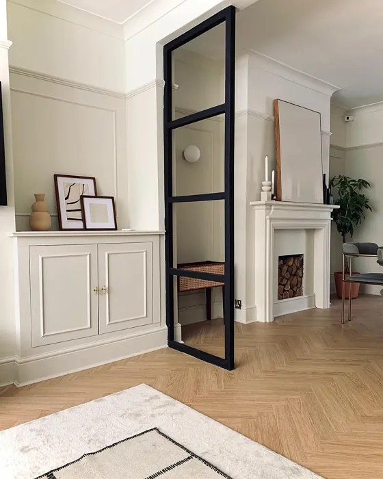 Farrow and Ball School House White 291 paint color