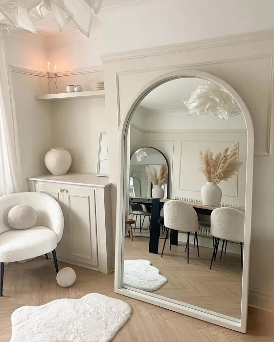 Farrow and Ball School House White 291 paint color