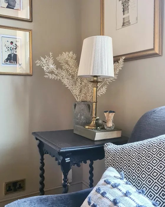 Farrow and Ball Stony Ground 211 paint color