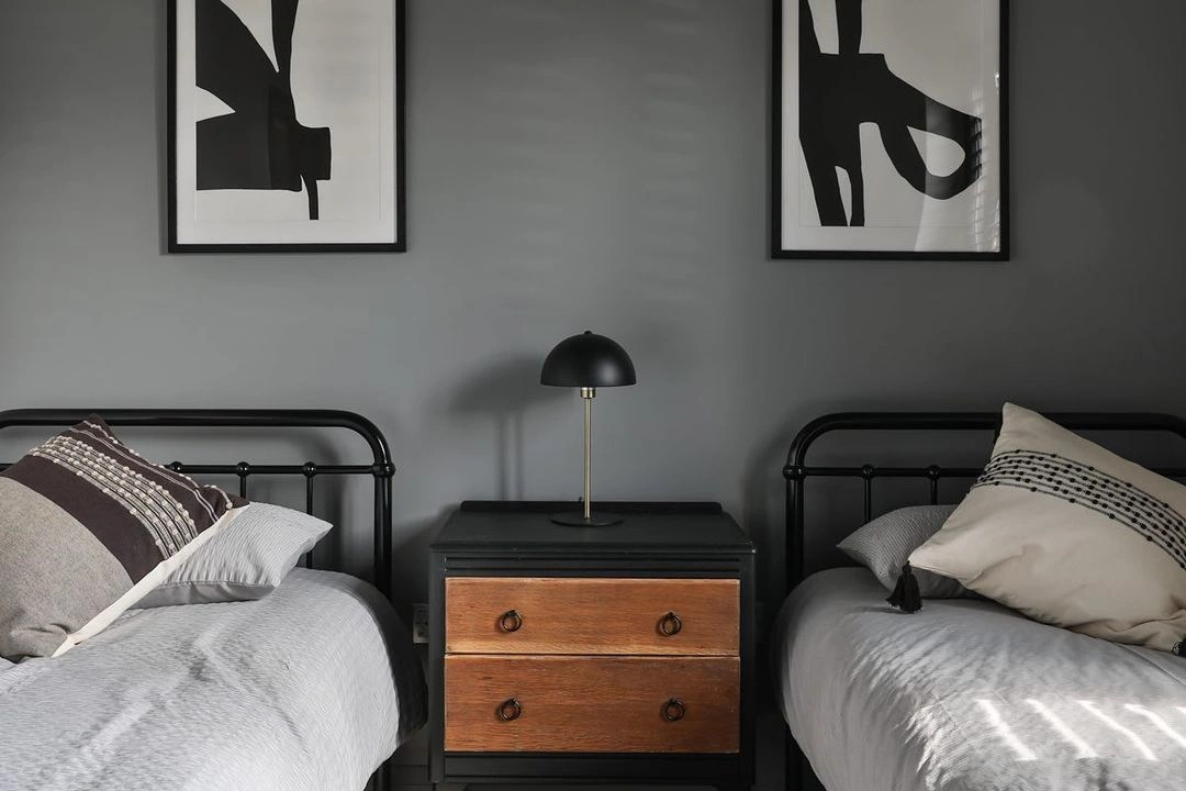 Farrow and Ball dark paint colors for bedroom