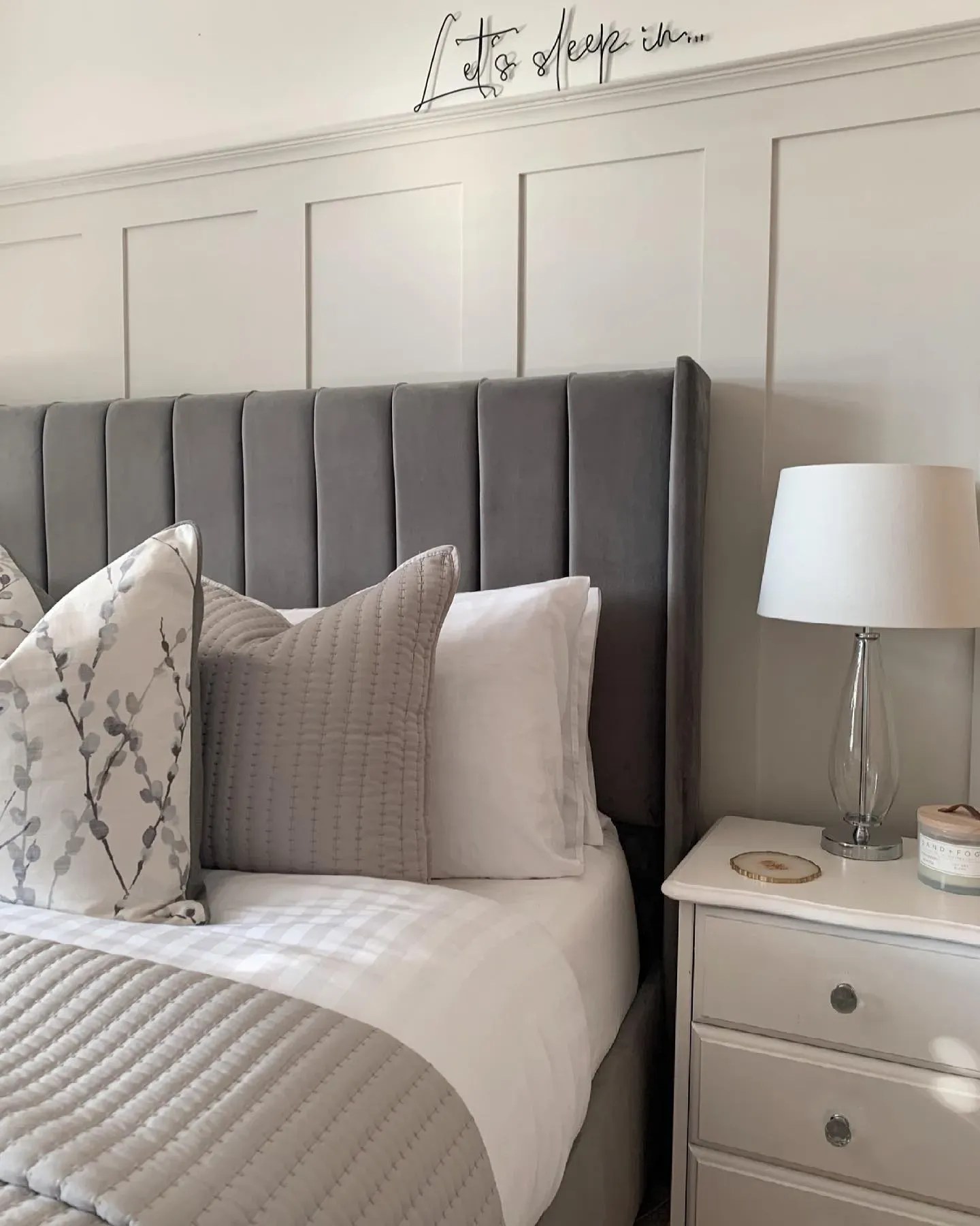 Dulux greige paint colors for bedroom