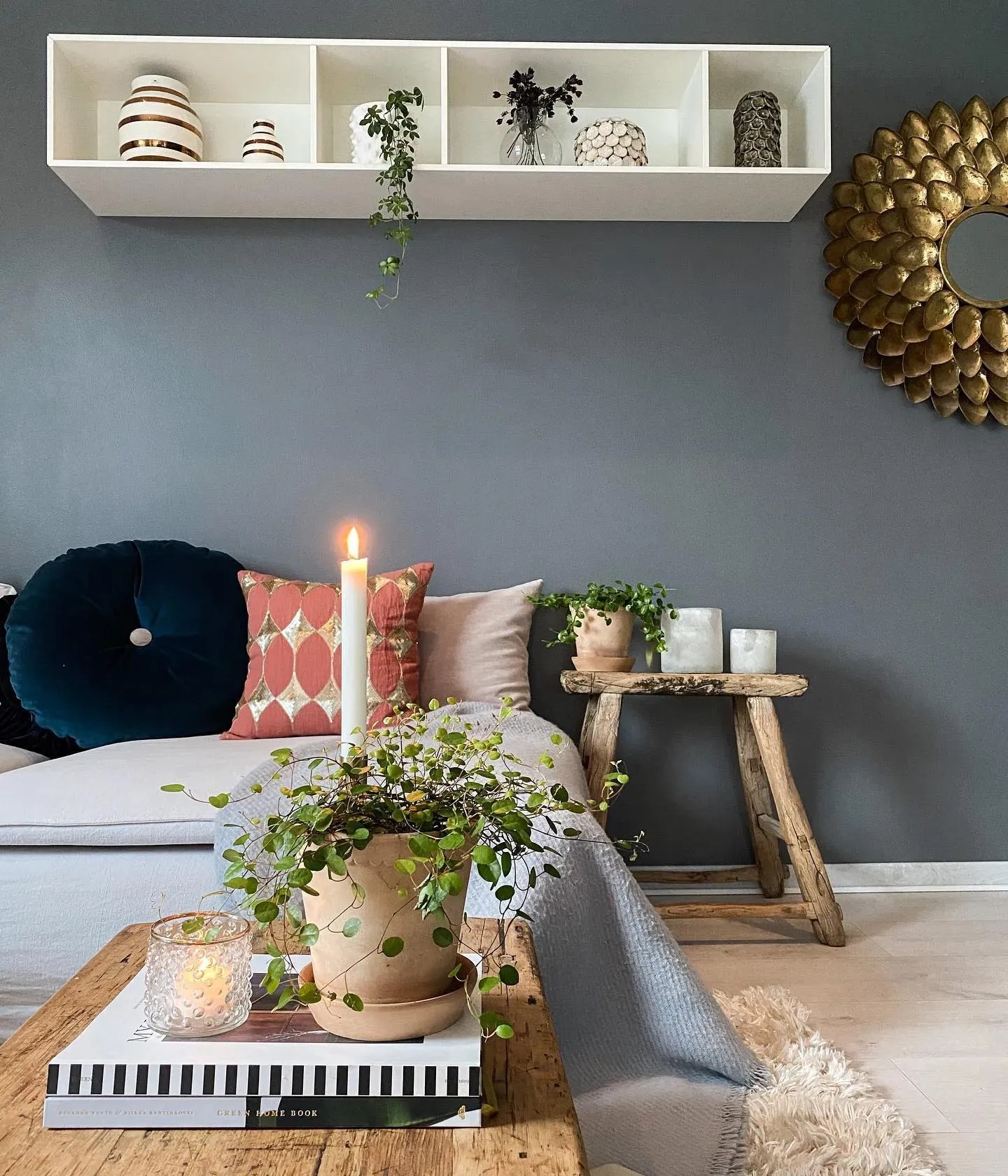 Jotun midtone paint colors for living room