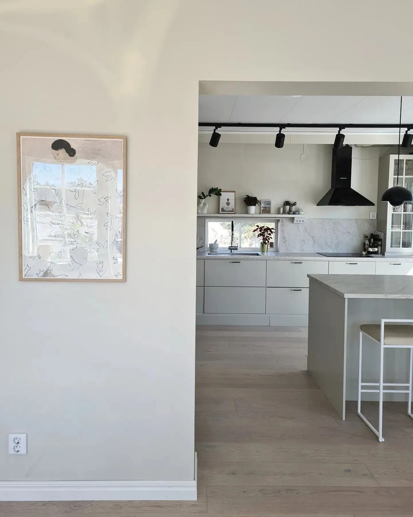 Jotun beige paint colors for living room