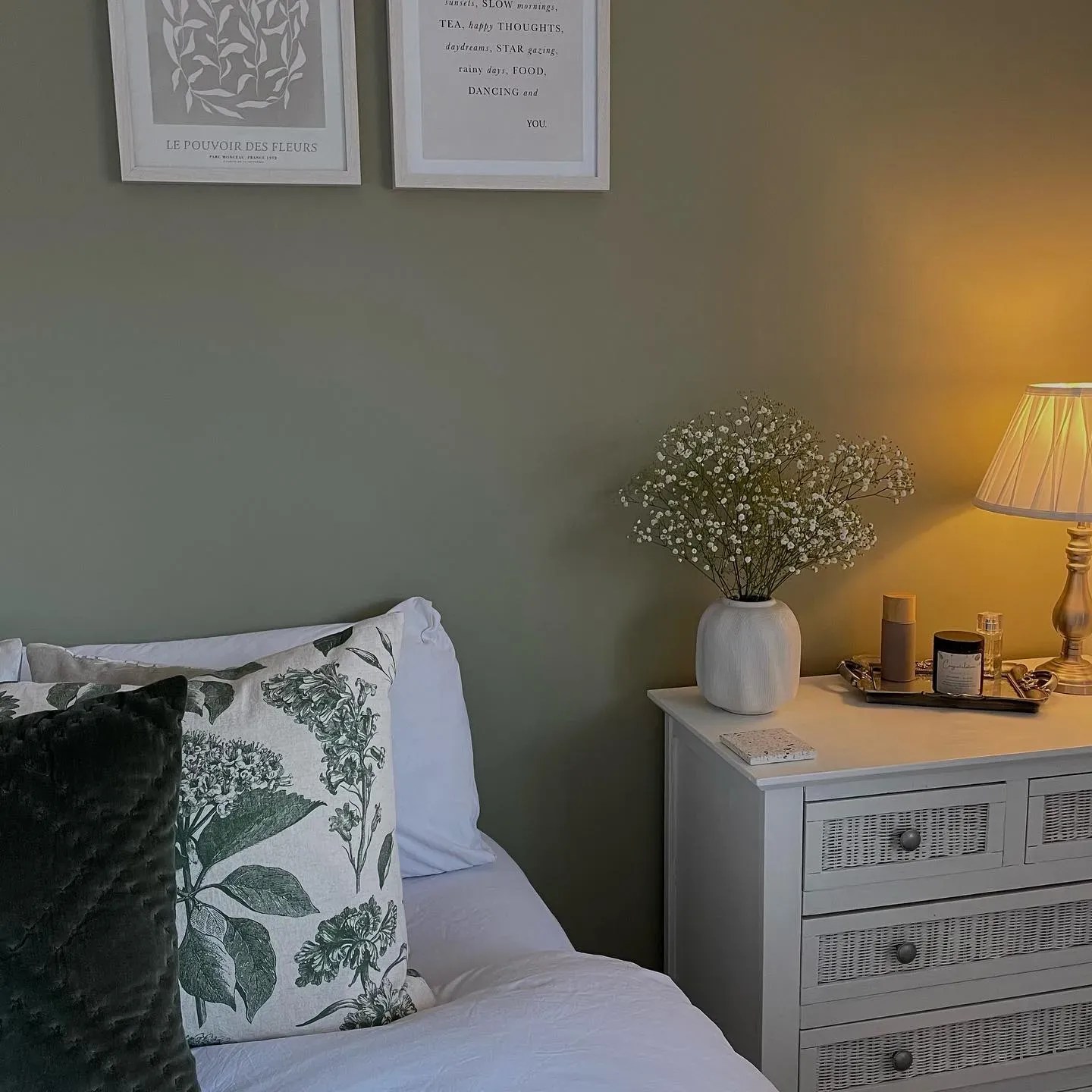 Dulux midtone green paint colors for bedroom