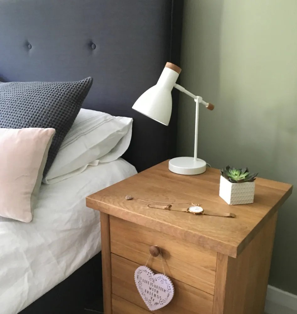 Dulux midtone green paint colors for bedroom