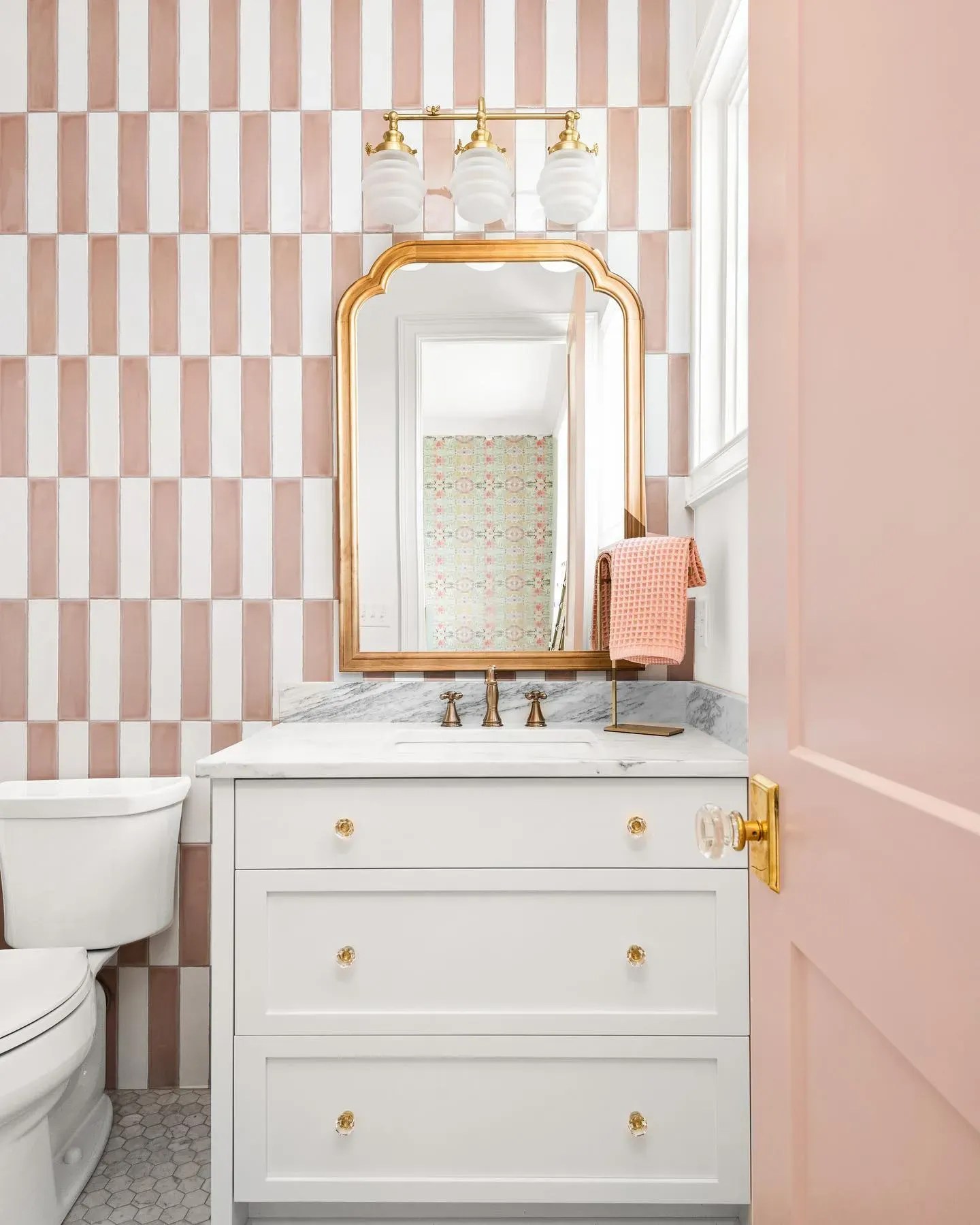 Sherwin Williams pink paint colors for bathroom