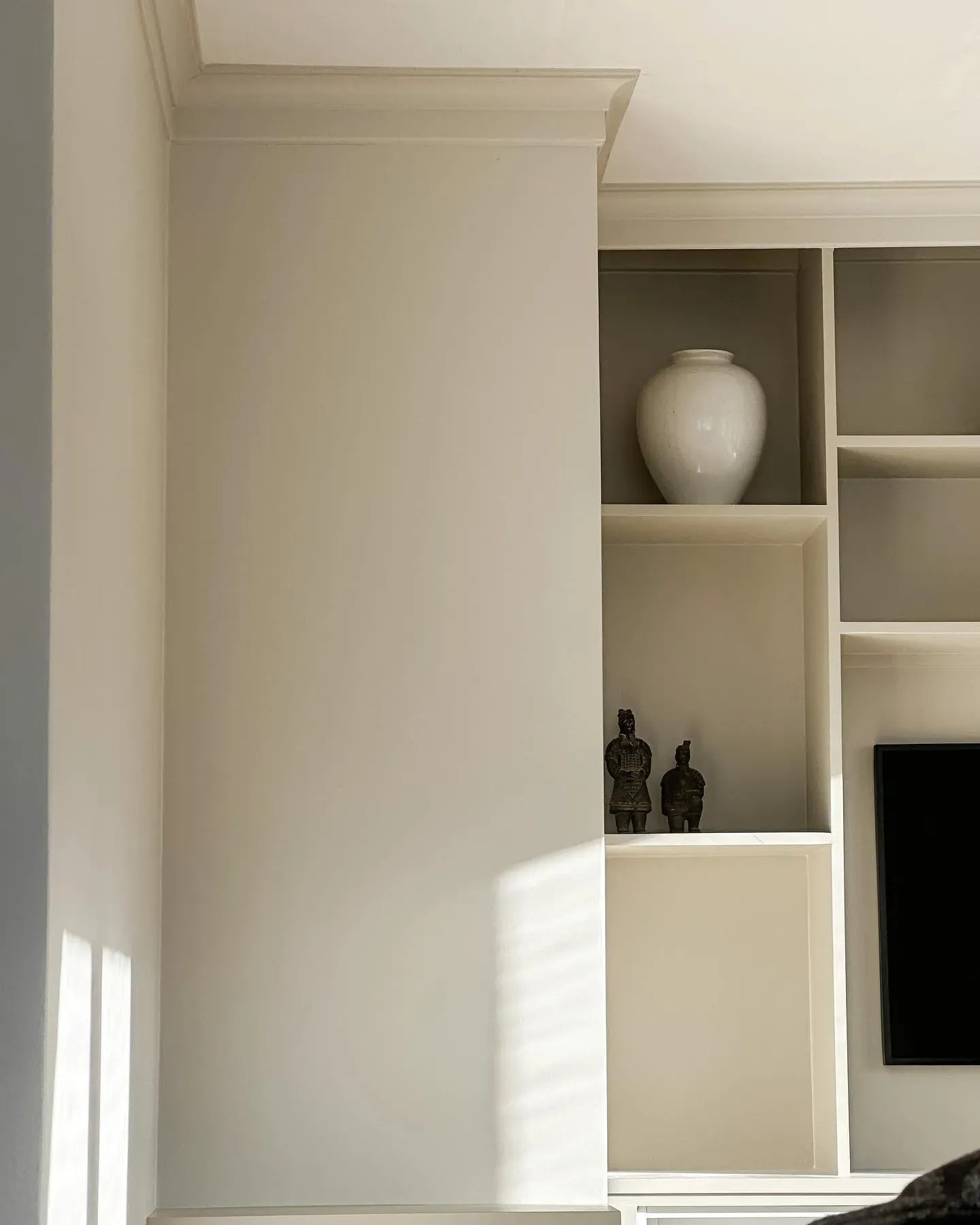 Farrow and Ball light greige paint colors for living room