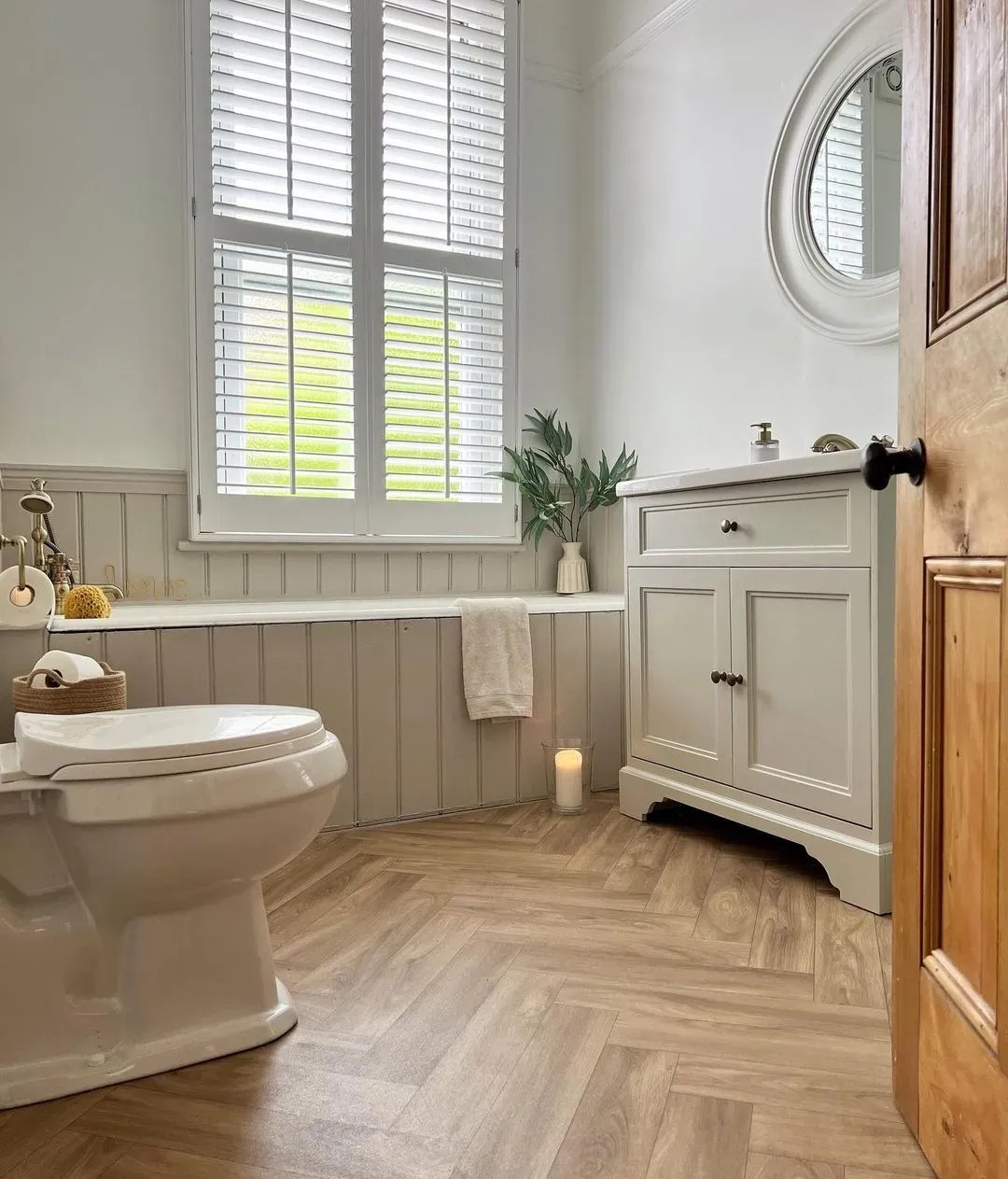 Little Greene greige paint colors for bathroom