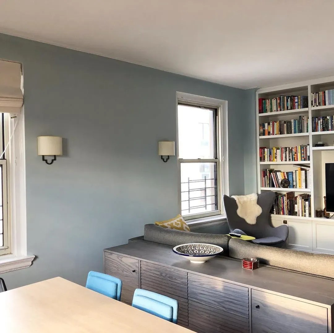 Benjamin Moore light blue paint colors for living room