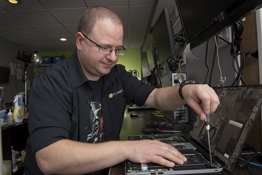 Apple Laptop and Desktop Repairs