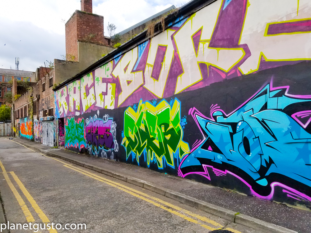 Belfast Graffiti Street Art gusto
