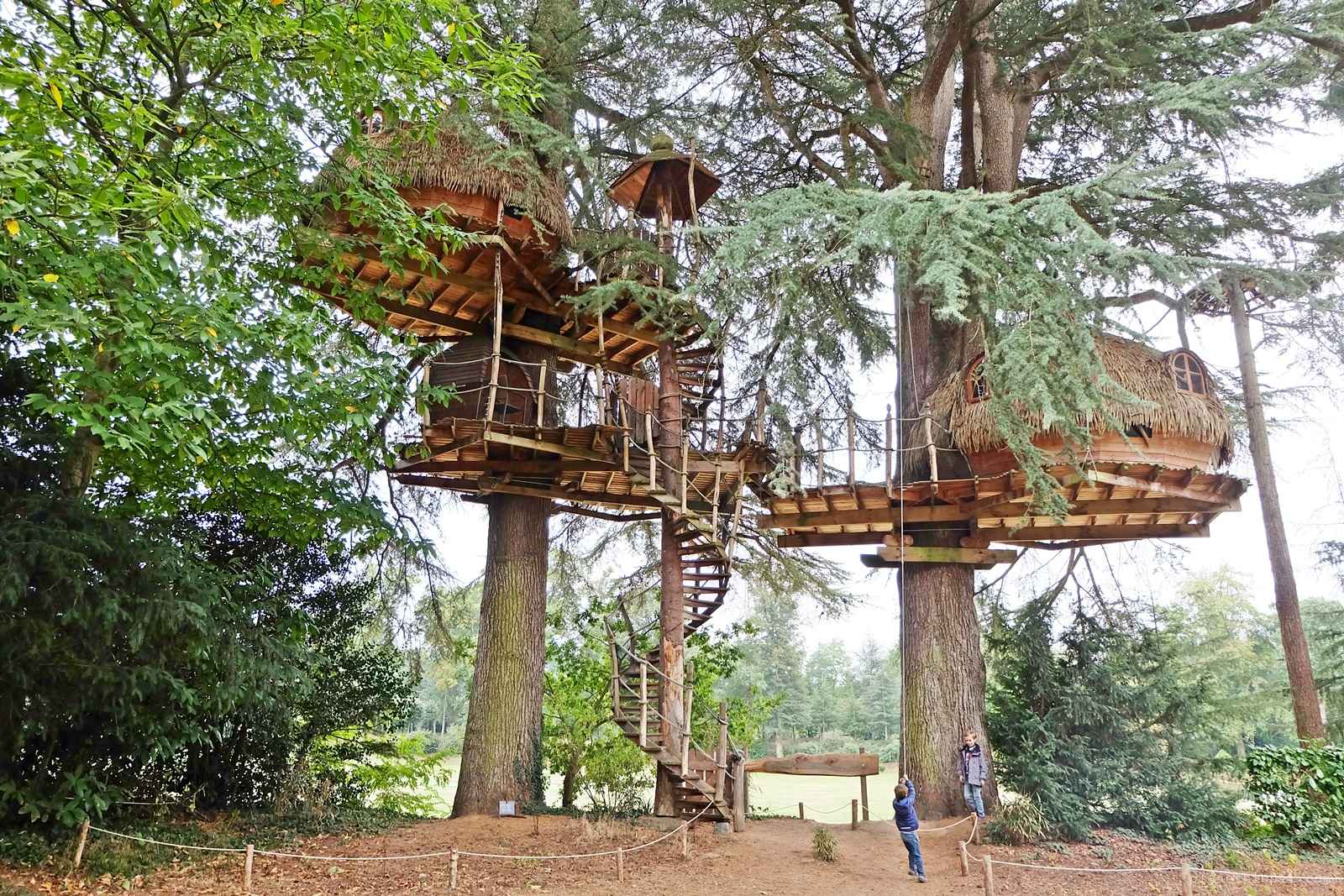 [Die Bretagne mit Kindern] Außergewöhnlich schlafen vom Baumhaus bis zum Holzfass Hibbel