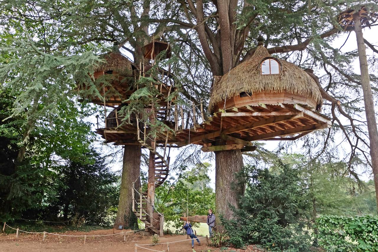 [Die Bretagne mit Kindern] Außergewöhnlich schlafen vom Baumhaus bis zum Holzfass Hibbel