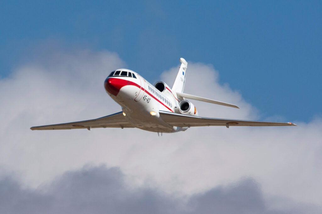 Taylor Swift's Private Jet Everything You Need to Know About N898TS