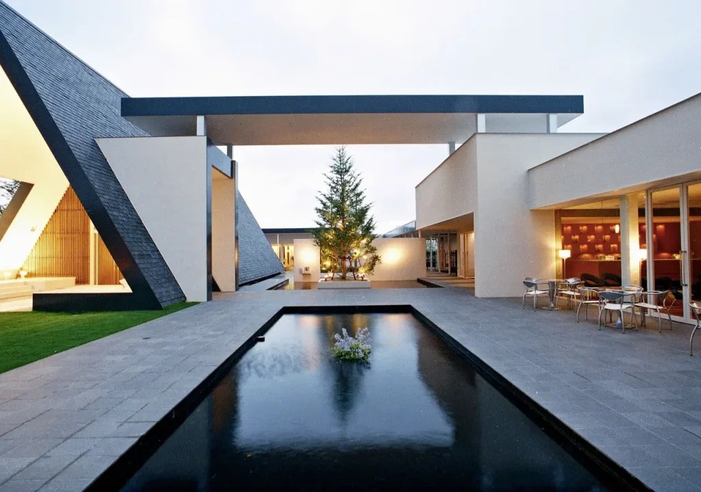 ブリーズレイ・プライベートテラス プランニングワーク株式会社