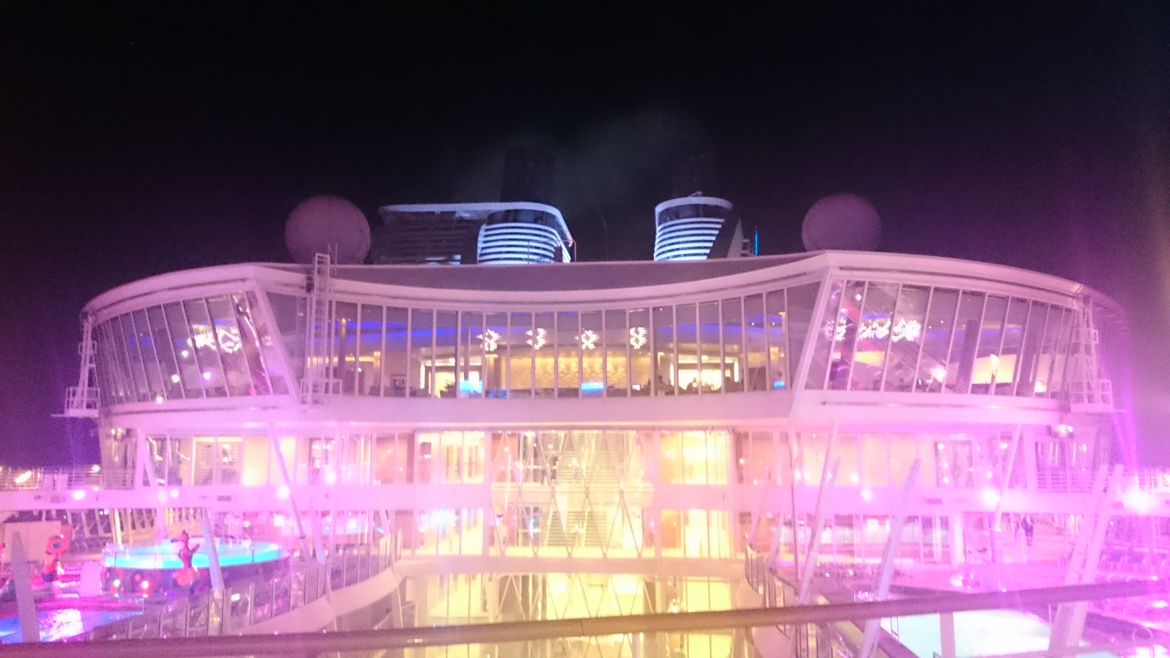 Queen Mary 2 & Royal Caribbean Planes No More [ planes no + & travel the world ]