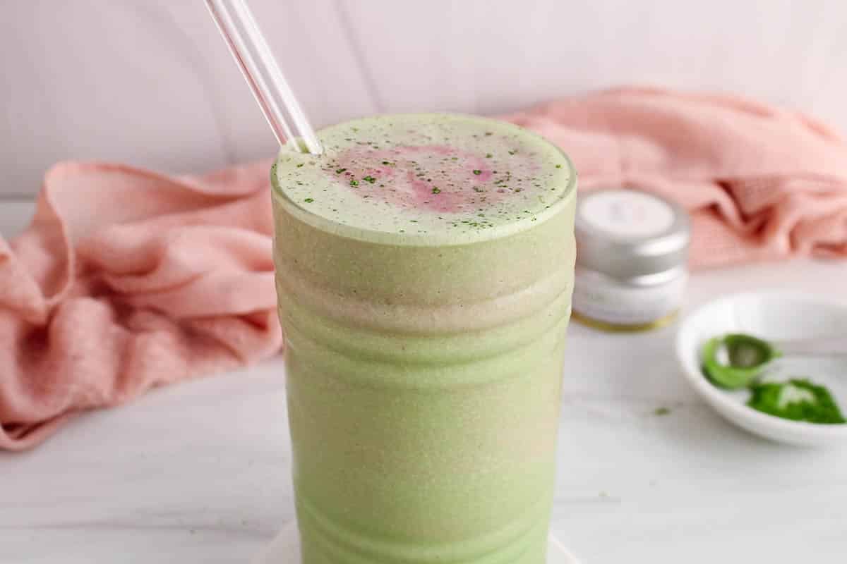Strawberry Matcha Smoothie with Banana Plant Based Jess