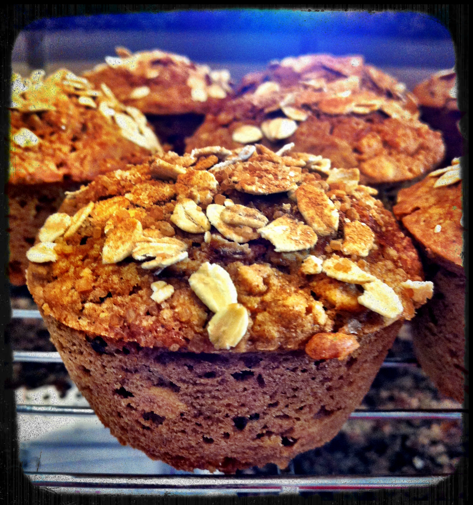 CinnamonRaisin Oatmeal Muffin Recipe. Vegan, OilFree, LowFat, WheatFree! Good for Breakfast