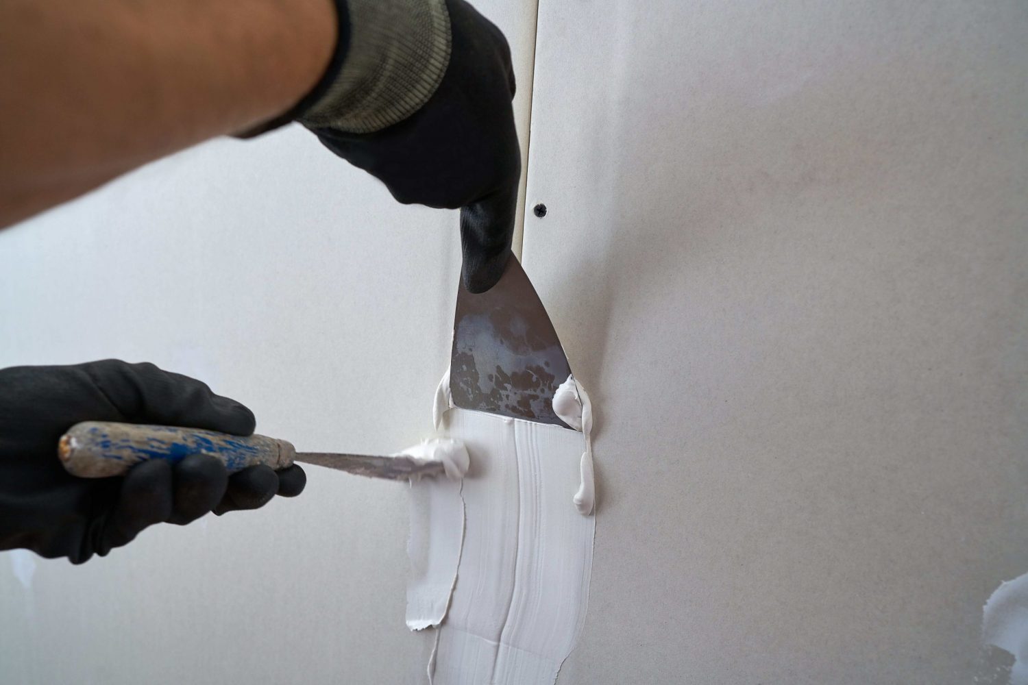 Sagging Ceiling Plasterboard Plasterer Central Coast Crack Repair Cost