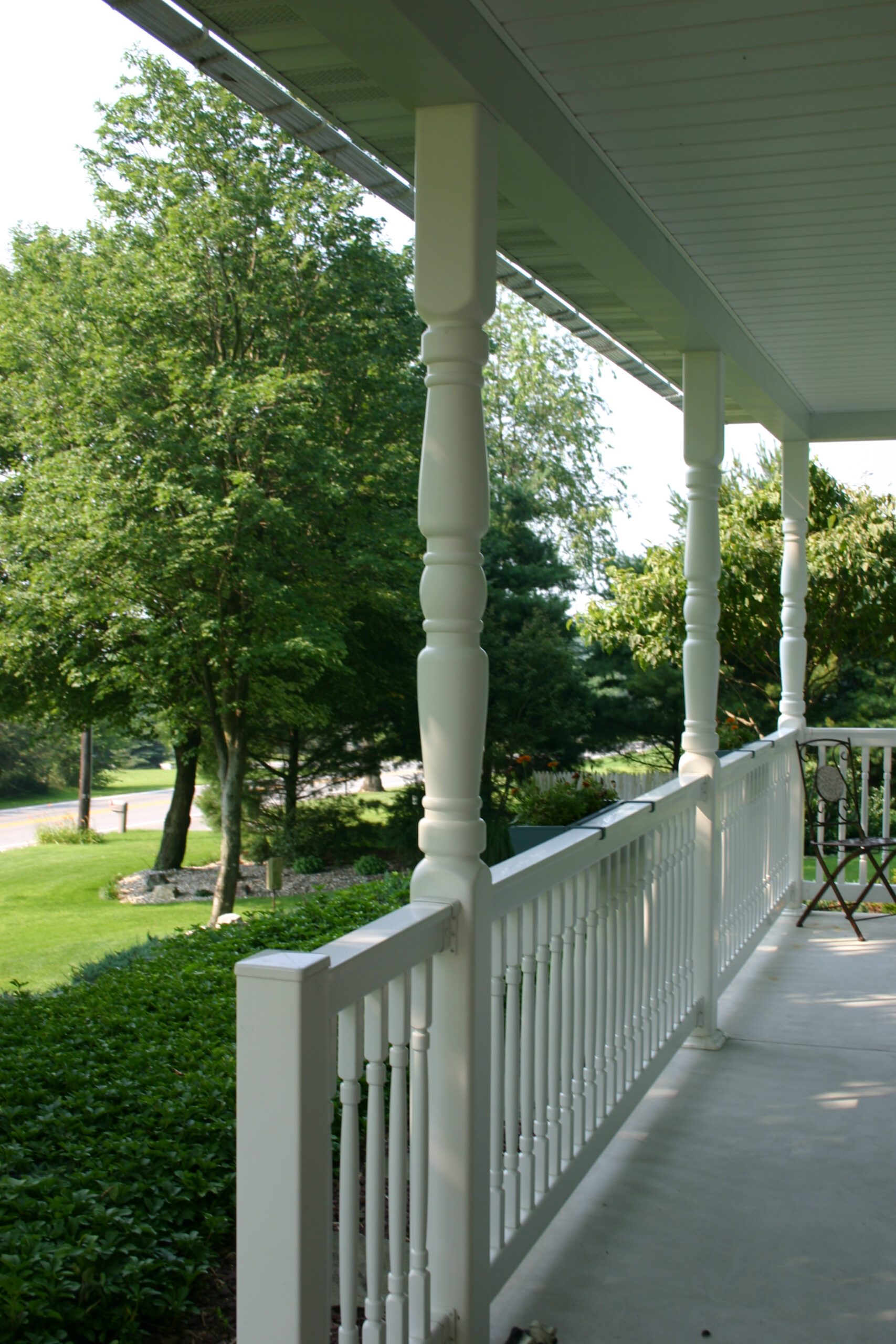Posts & Caps 48 in Imperial Yard Plastic Lumber Yard