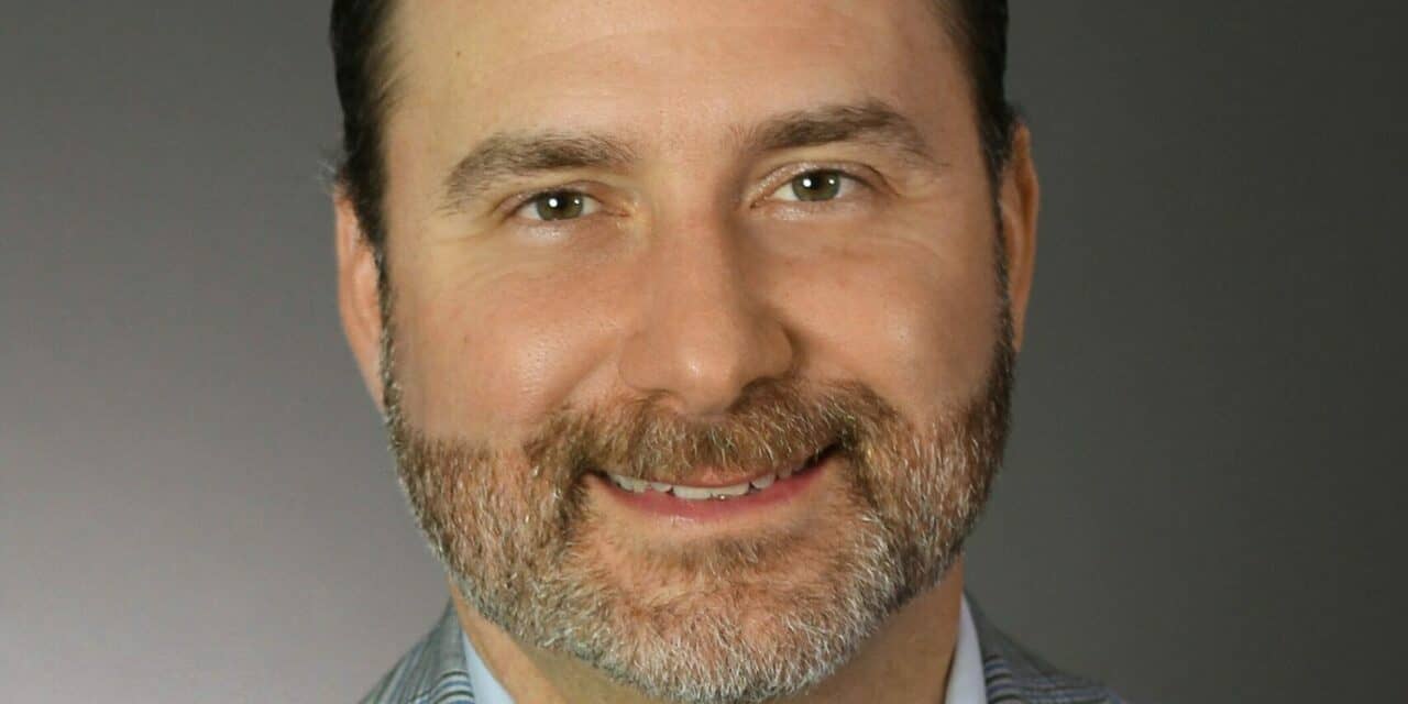 Miami Plastic Surgeon Dr Alex Earle Gains Aesthetic Society Membership