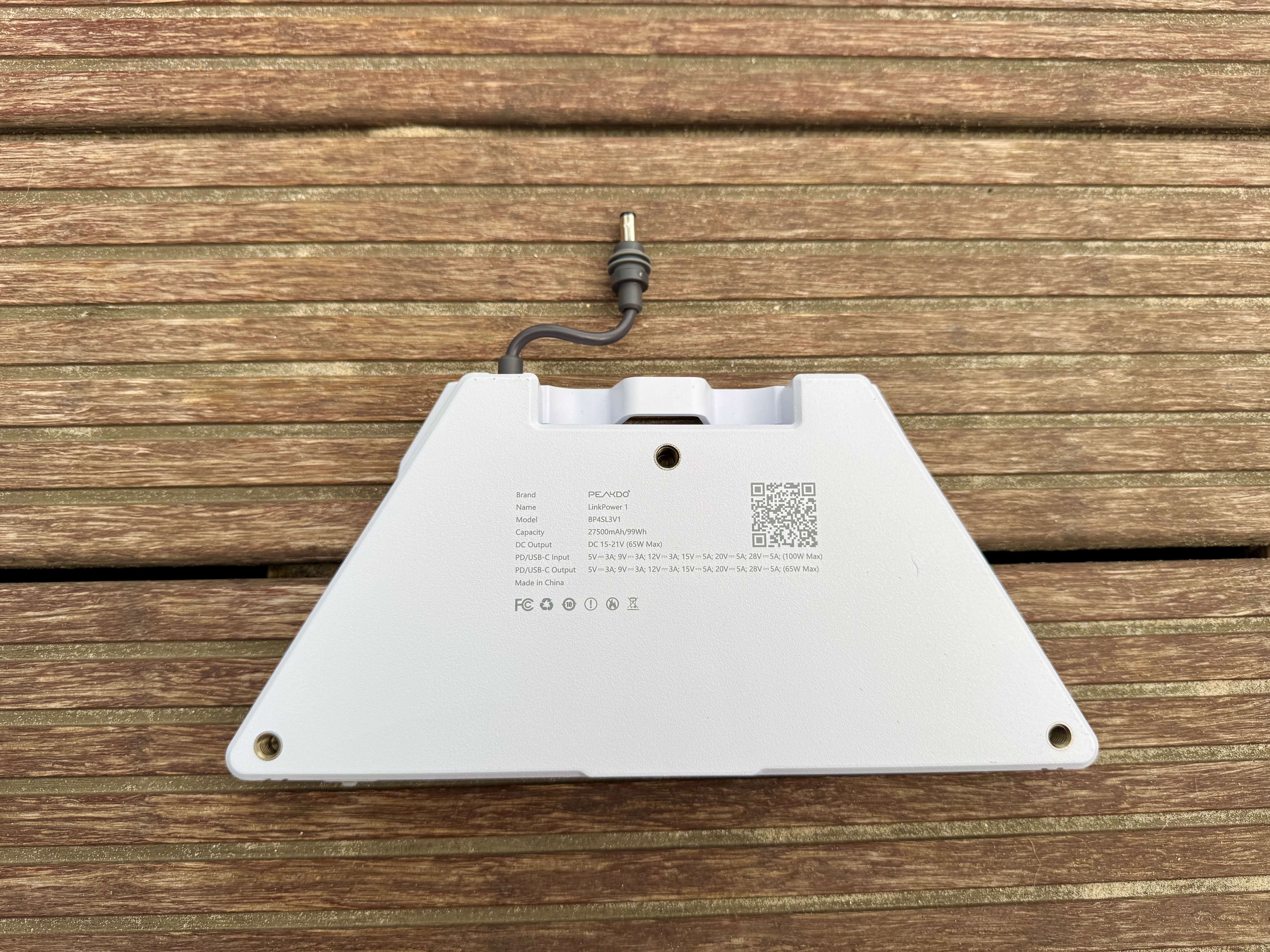 The battery-powered Starlink Mini is here