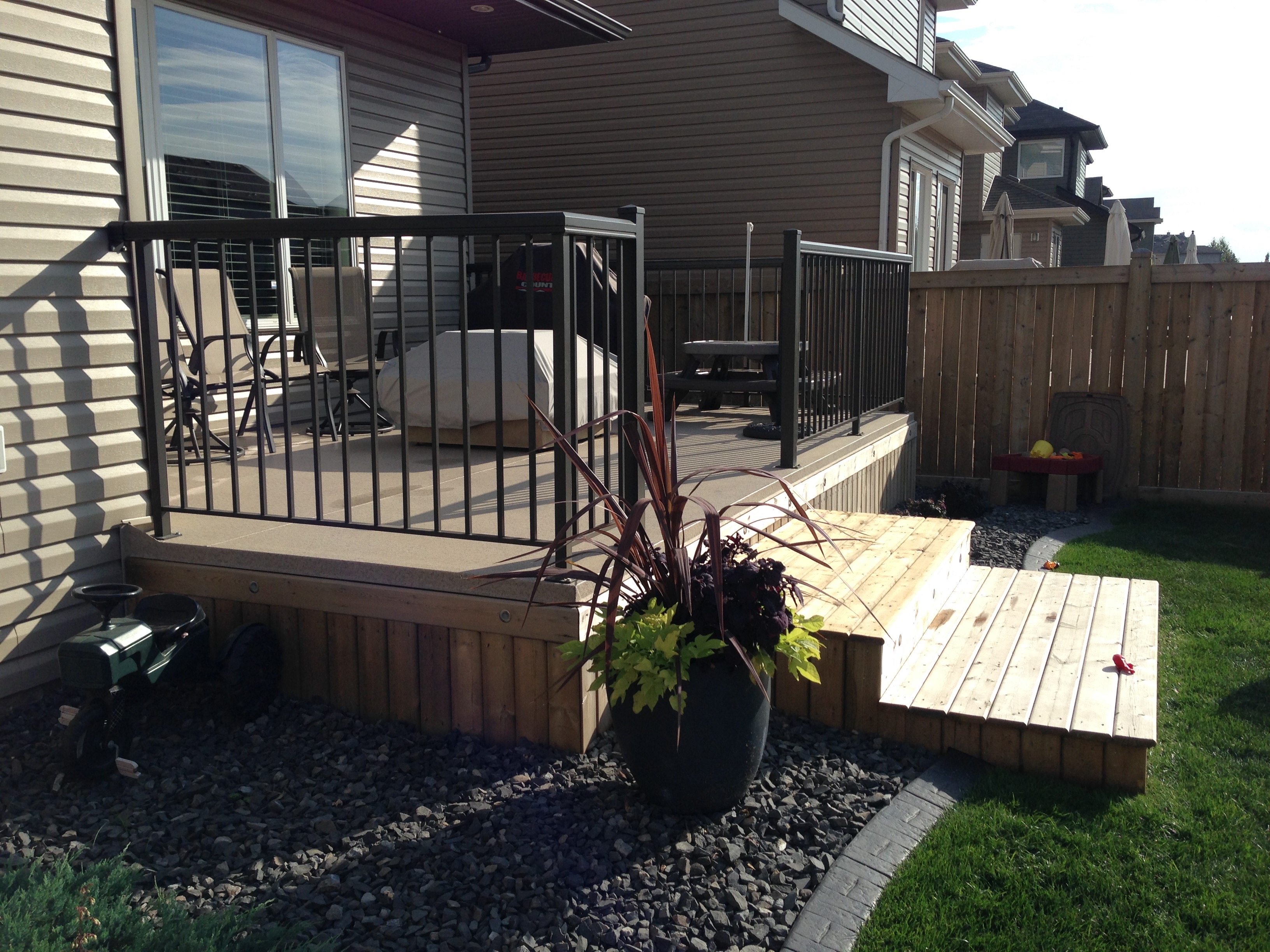 Decks Custom Framing in Edmonton