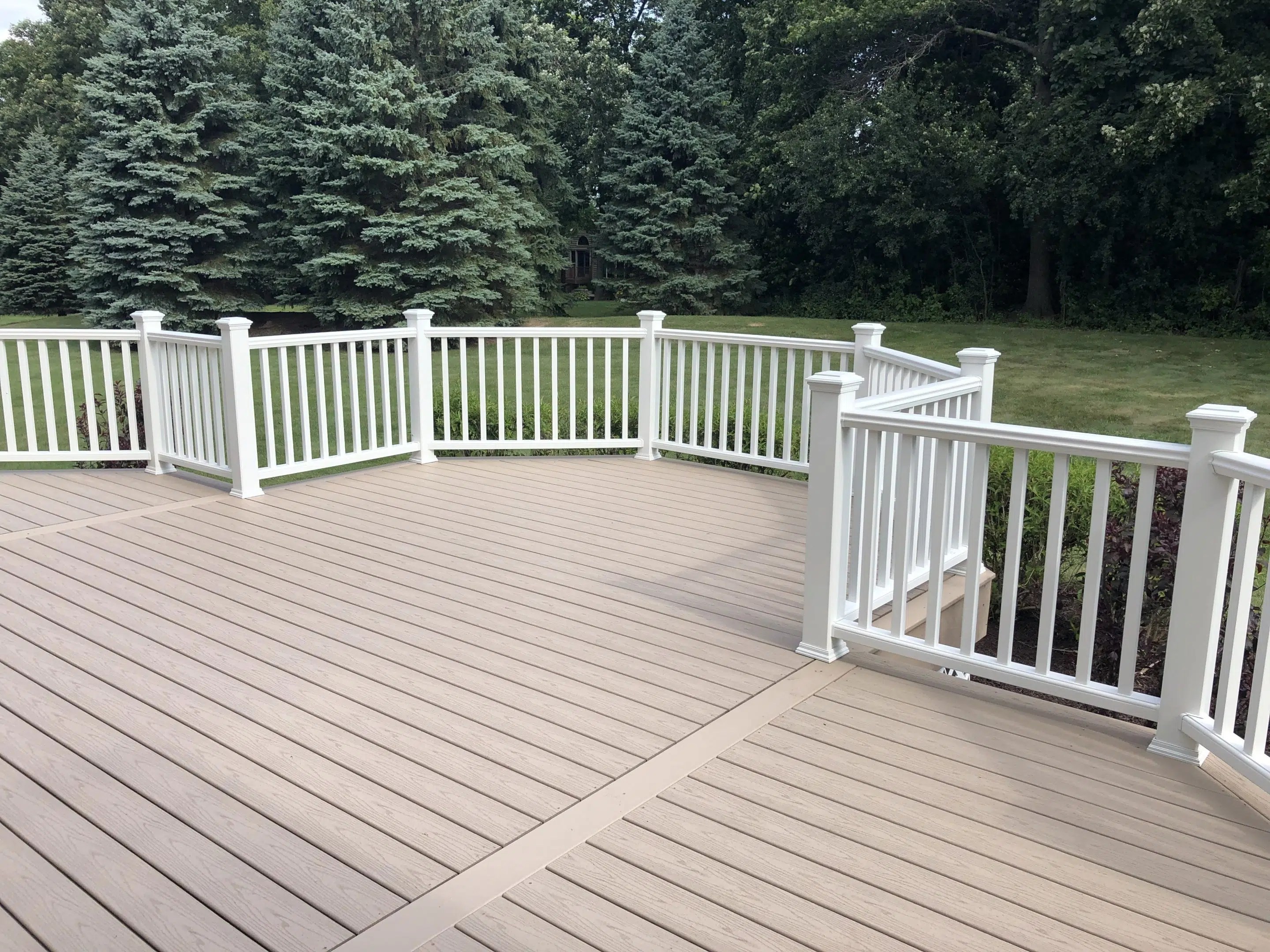 Deck builder near me Platinum Decking Naperville 1 Trex Deck builder