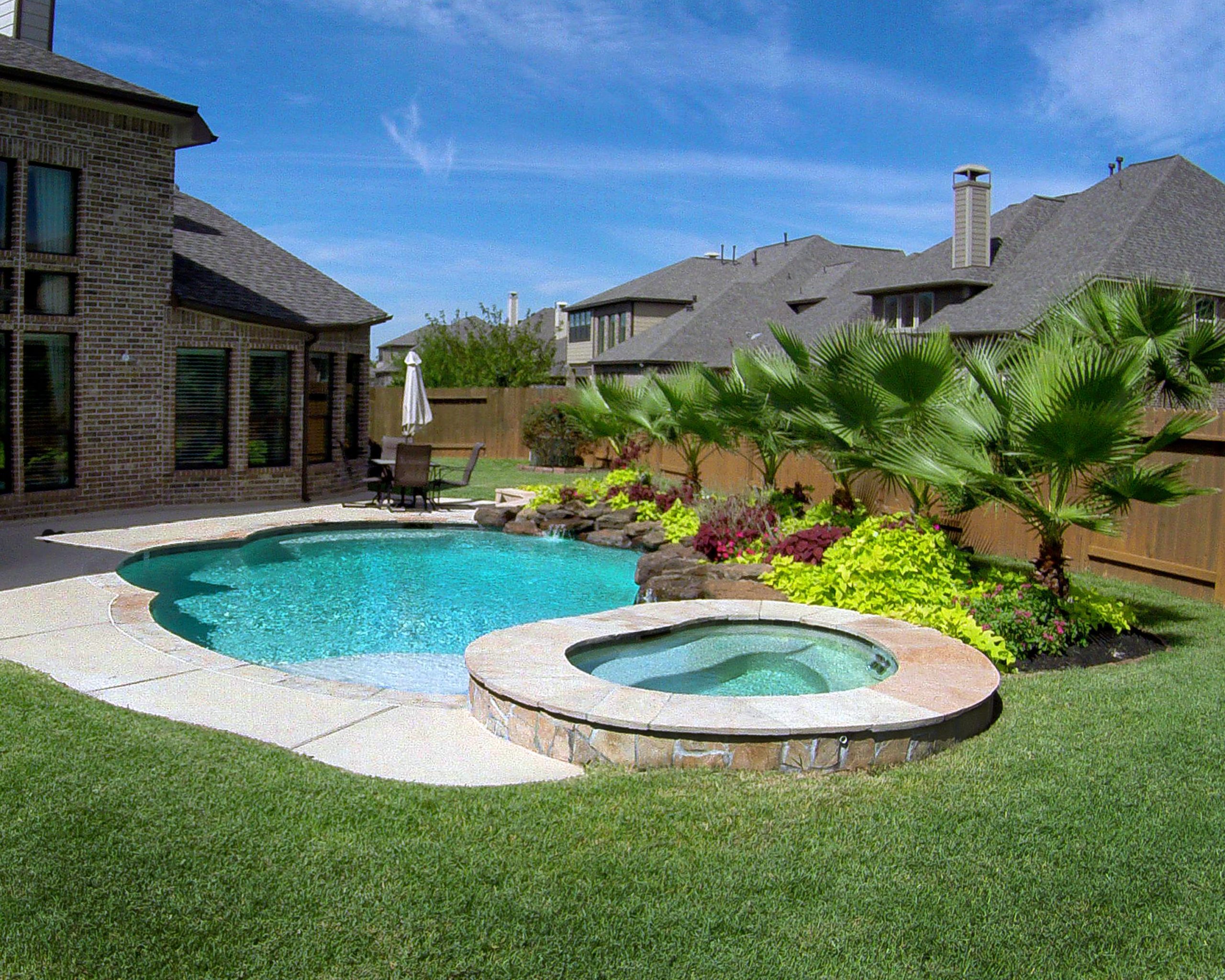 Can Sunscreen Affect a Swimming Pool’s Water? Platinum Pools