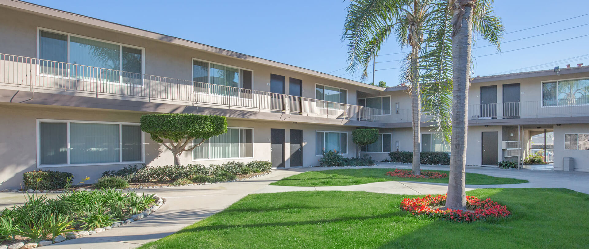 Playa Mediterranean Apartment Homes Apartments in Huntington Beach, CA
