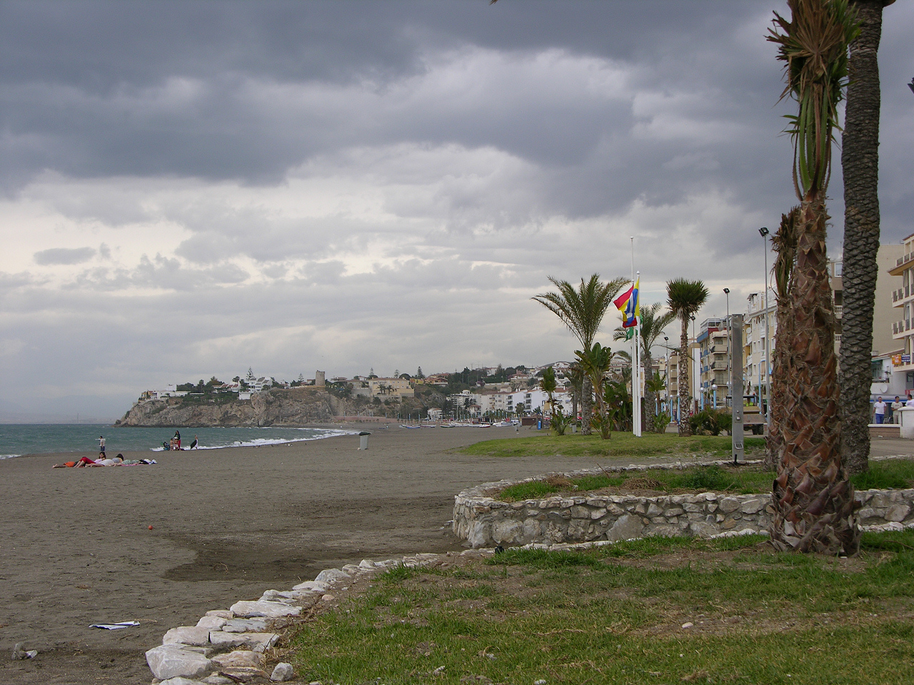 Playa Torre de Benagalbón en Rincón de la Victoria, Málaga