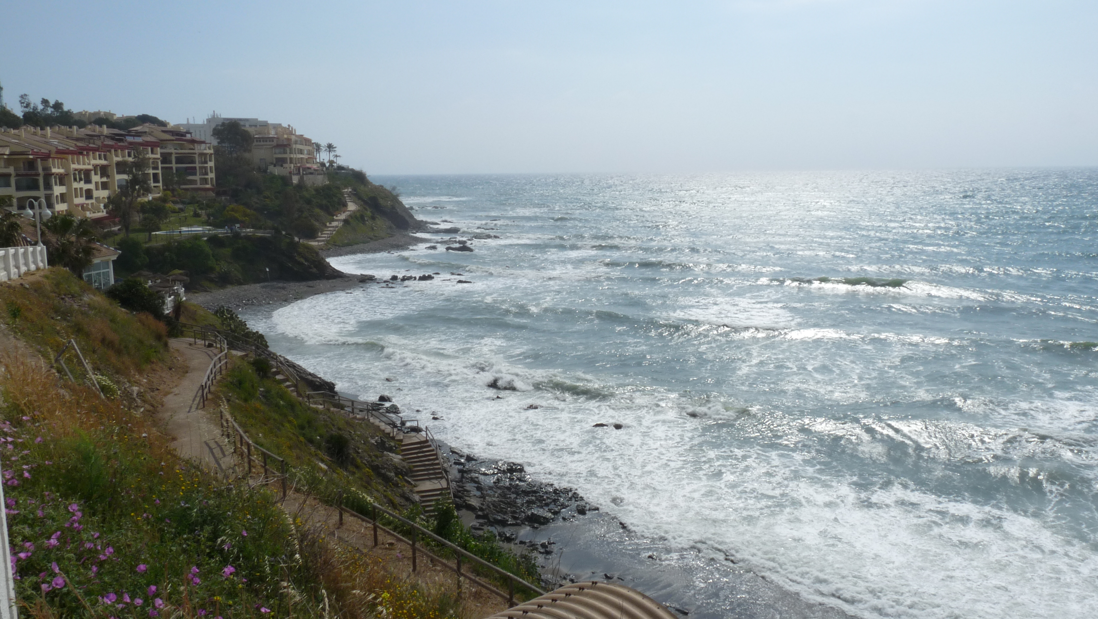 Playa La Perla en Benalmádena, Málaga