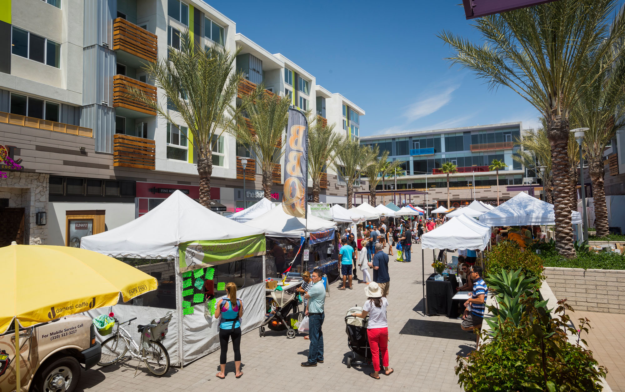 Farmers' Market Playa Vista