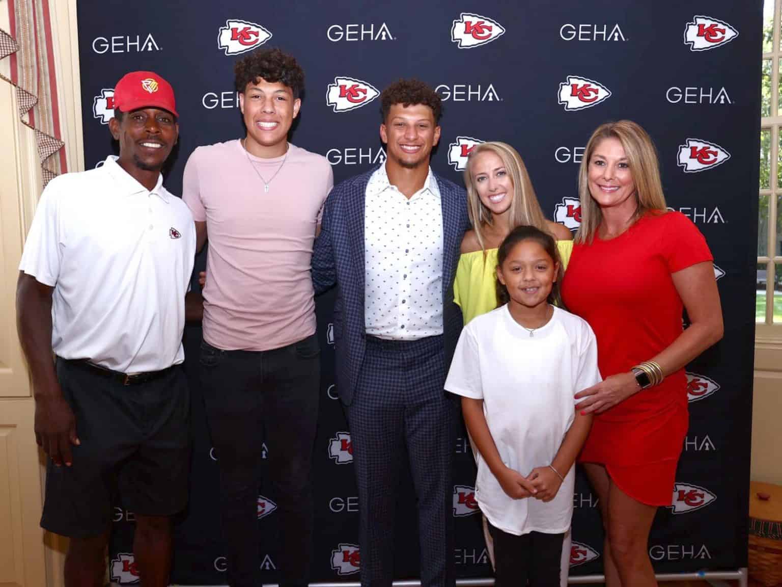 Patrick Mahomes [2024 Update] Super Bowl & Chiefs Players Bio
